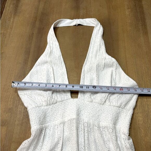 Alice + Olivia Lyndon Tiered Maxi Dress Cross Front Halter Eyelet Lace Open Back - Picture 5 of 14